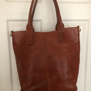 Beautiful geniune oversized Italian Leather Bag